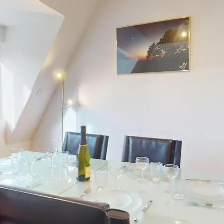 De Georges Avec Parking Appartement