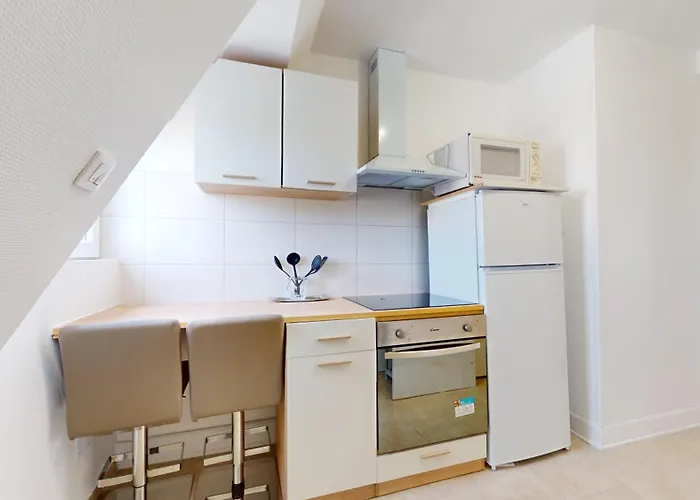 De Georges Avec Parking Кольмар