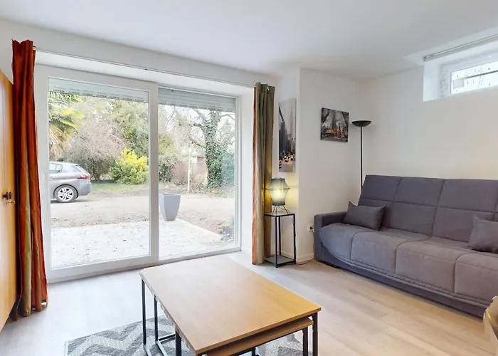 De Georges Avec Parking *